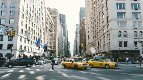 Fifth Avenue Rents Decline as Retail Stores Struggle