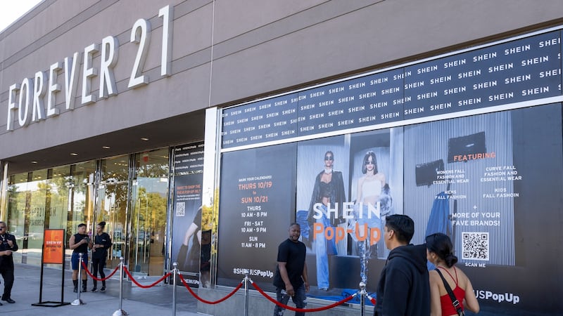 Photo of a Forever 21 store.
