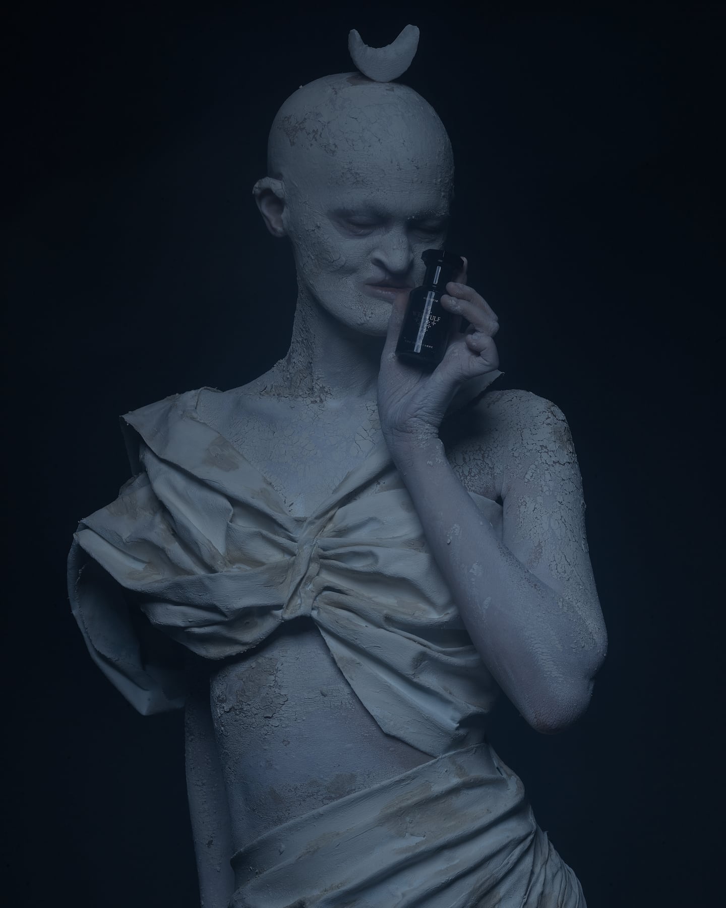 Heretic launched the limited-edition perfume Werwulf, in partnership with Robert Eggers' film "Werwulf."