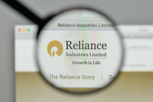 Ambani’s Reliance to Buy Google-Backed Indian E-Commerce Startup