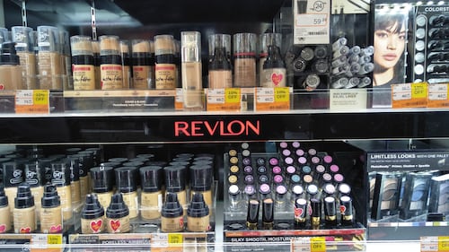 Revlon Nears Creditor Support for Deal to Avoid Bankruptcy