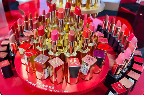In China’s Slowing Beauty Market, Big Brand Discounts Won’t Cut It