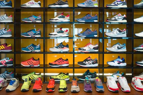 Adidas Sees Higher Profit After 2015 Earnings Beat Estimates