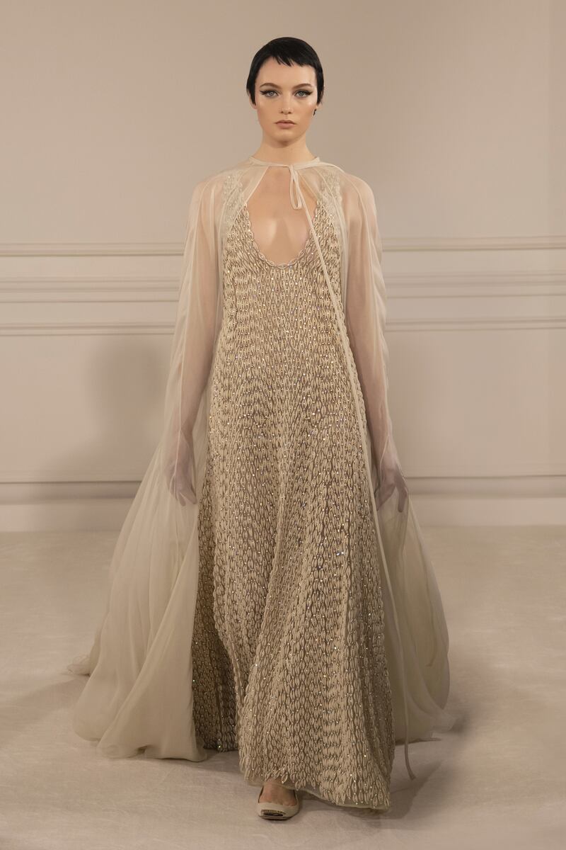Valentino Spring/Summer 2022 Haute Couture look 32.