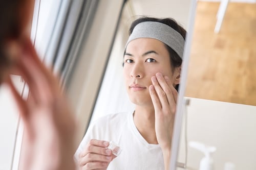 Japan’s Gen-Z Men Spend 20 Percent More on Makeup