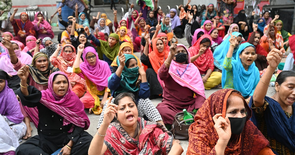 Bangladesh Drops Criminal Cases Against 48,000 Garment Workers Bangladesh Drops Criminal Cases Against 48,000 Garment Workers