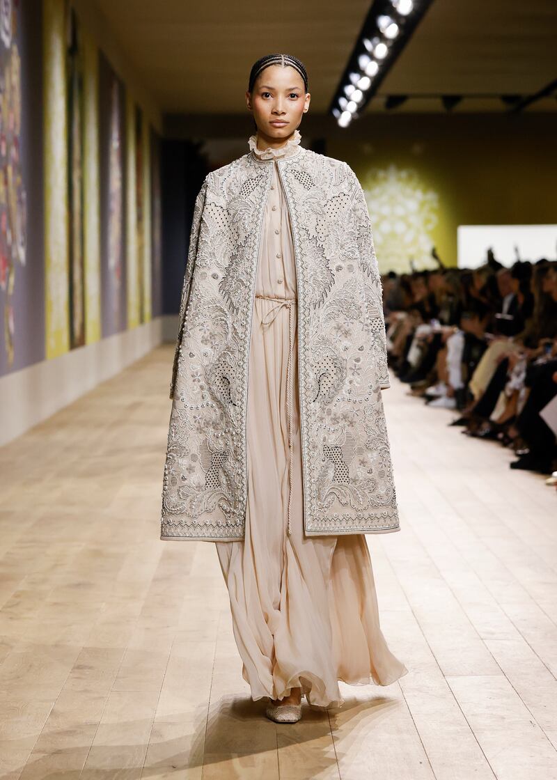 Dior Autumn/Winter 2022 Haute Couture look 21.
