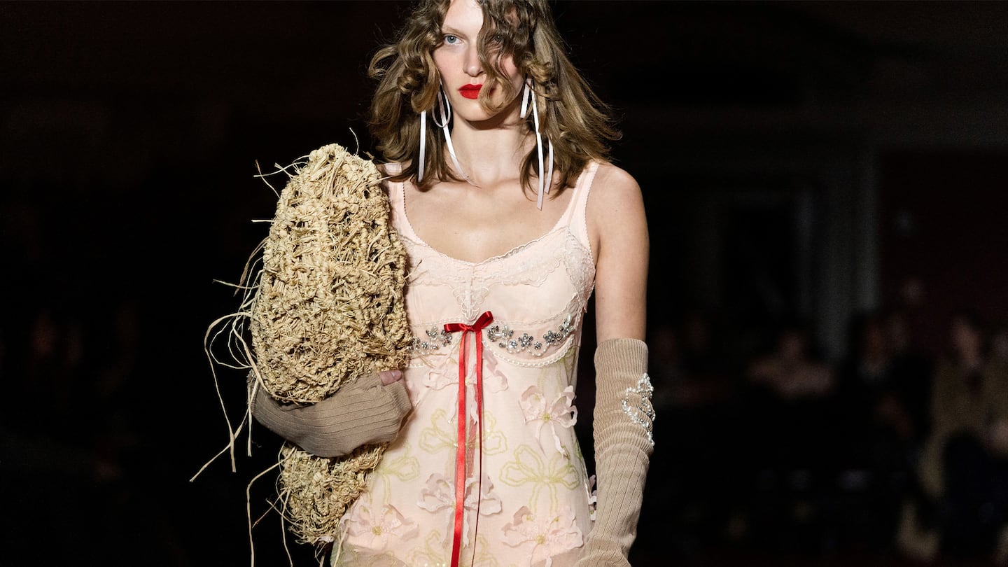A look from Simone Rocha's Autumn/Winter 2023 at London fashion week.