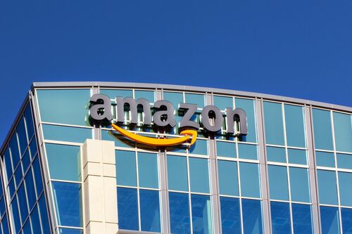 Amazon and Walmart Find Sales Season Success in Rural India