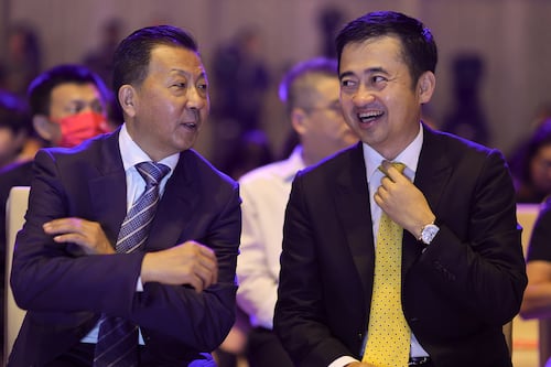 A Year of Hits and Misses for China’s Fashion Billionaires