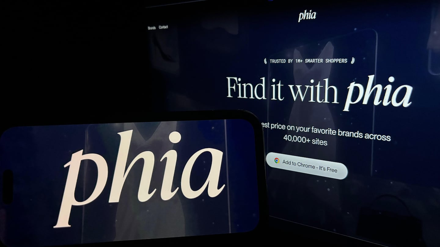 Phia shopping app by Phoebe Gates and Sophia Kianni.