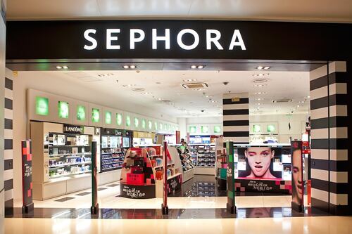 The China Edit | Sephora Lawsuit, Black Friday, Chow Tai Fook Jewellery, Smog Masks