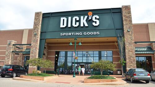 Dick’s Sales Surge as Consumers Snap Up Sporting Goods