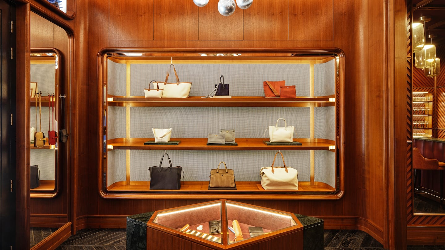 Métier's London store.
