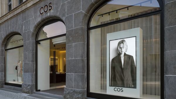 Cos storefront.