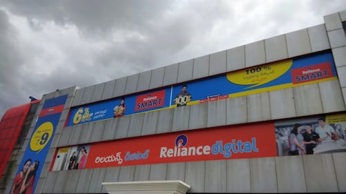 India's Reliance Targets More Retail Acquisitions Abroad