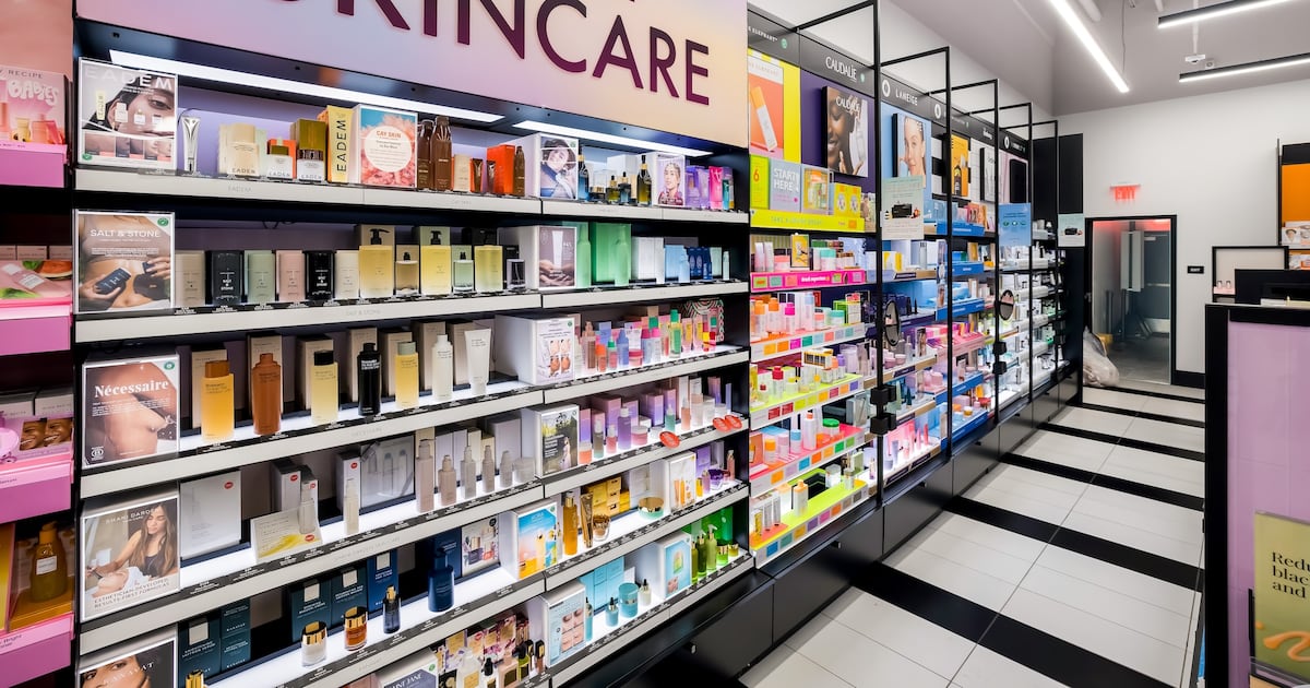 Exclusive: Sephora Partners with Olive Young Exclusive: Sephora Partners with Olive Young