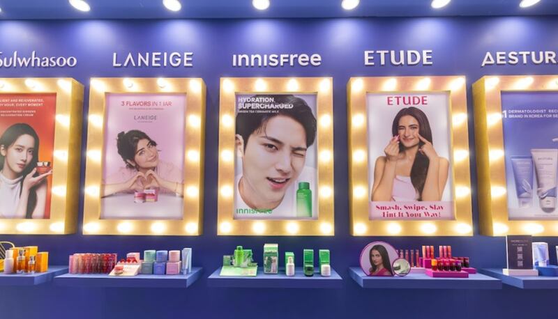 Amorepacific had a cinema-themed presence at the shopping event Nykaaland in 2025.