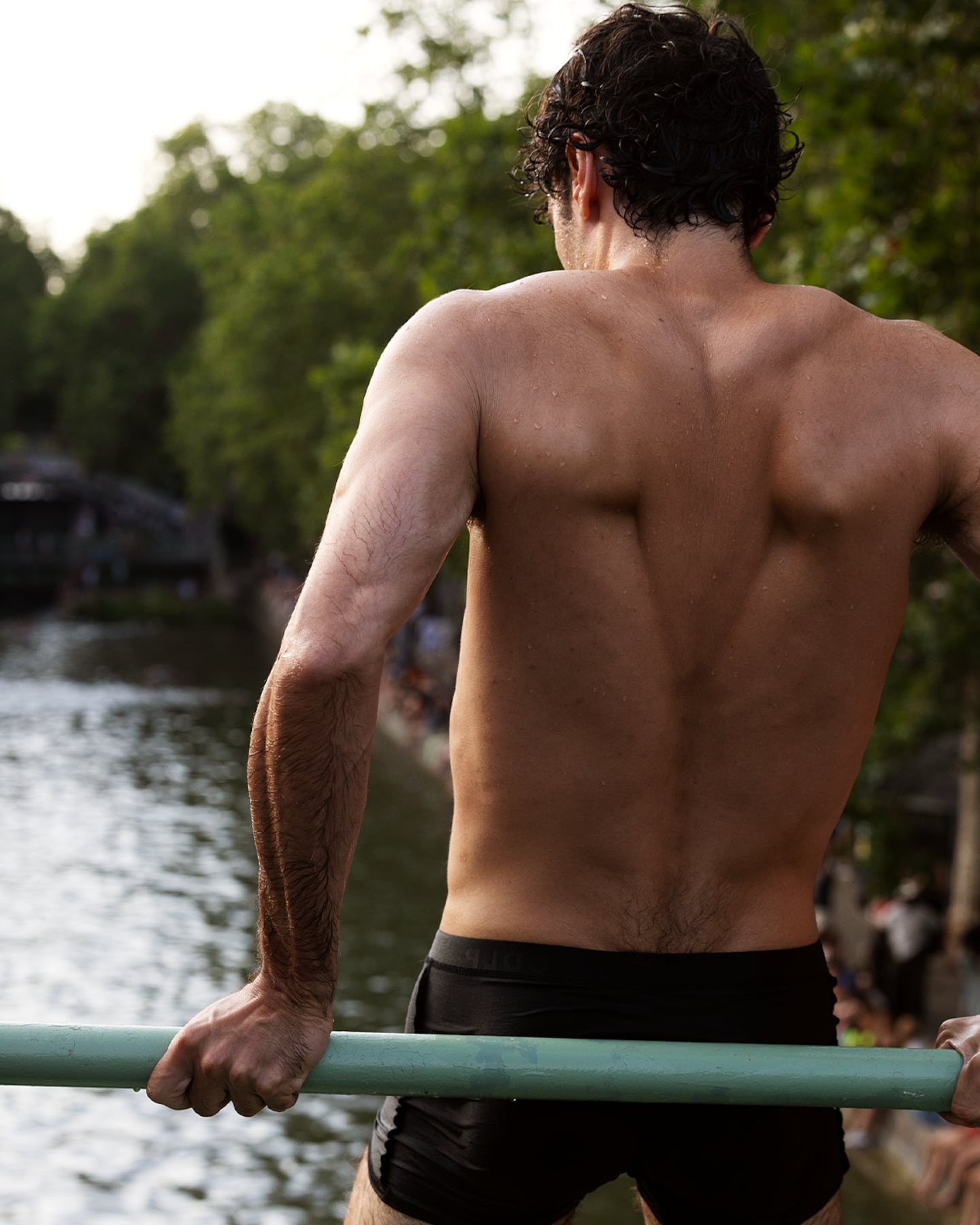 Scott Schuman (@thesartorialist) captured the scene at the Canal Saint-Martin during the Paris heat wave.