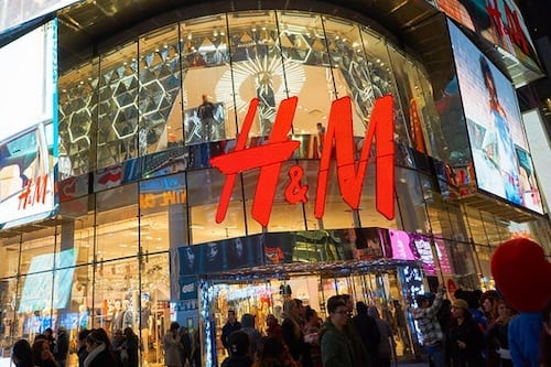 H&M Borrows €980 Million to Boost Liquidity Buffer