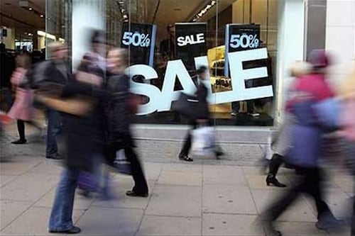 Online Sales Boost UK Black Friday as Retail Stores Languish