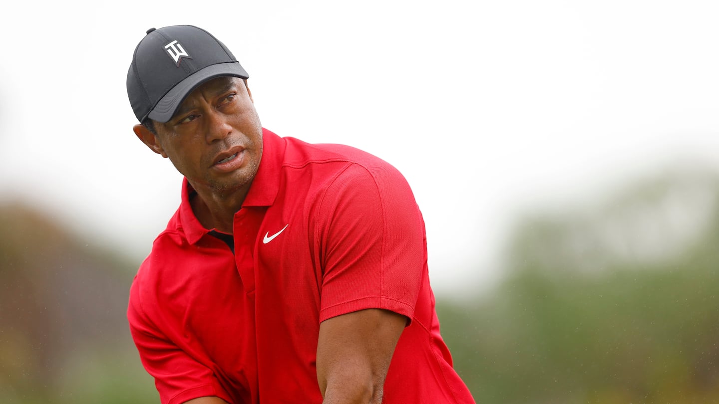 Woods, considered golf's greatest of all time, first signed for Nike in 1996 on a five-year, $40 million deal.