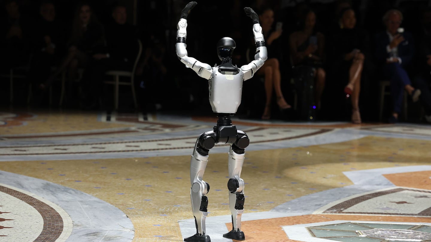 Unitree robot walks the runway during Vogue World.