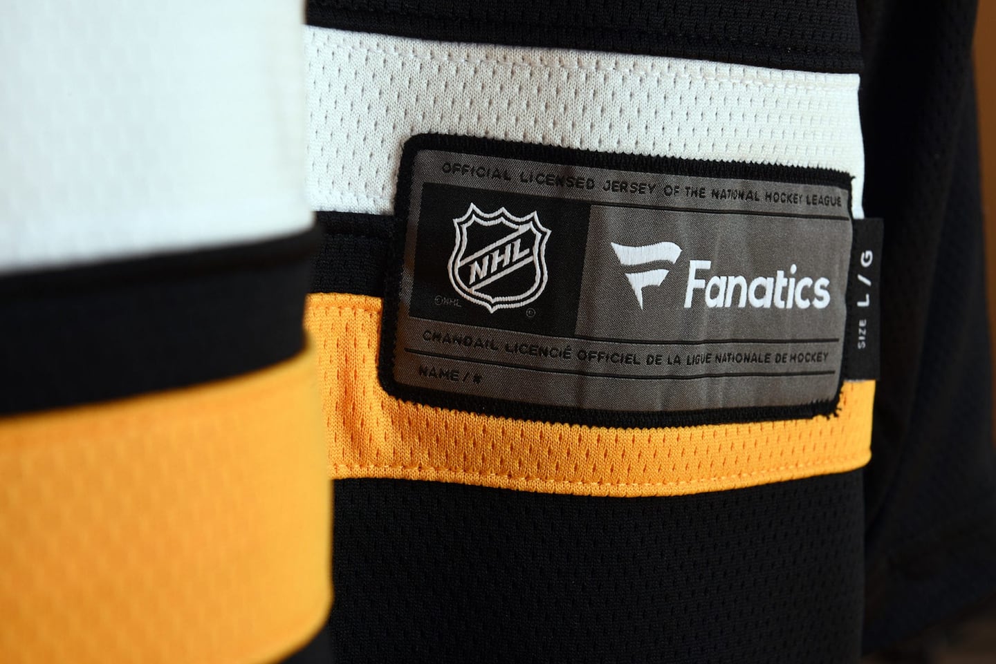 Fanatics and licensing partner NHL.