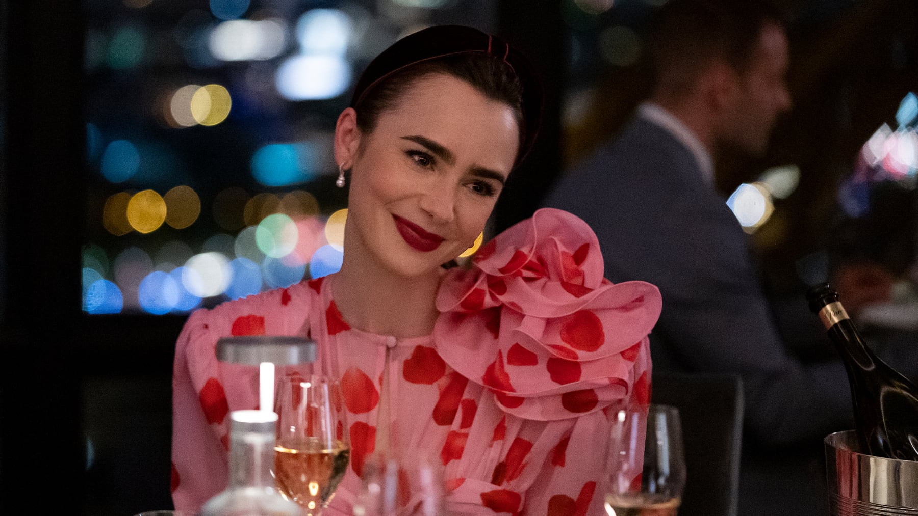 Can ‘Emily in Paris’ Catapult Vestiaire Collective Into the American Mainstream? 1 Can ‘Emily in Paris’ Catapult Vestiaire Collective Into the American Mainstream?