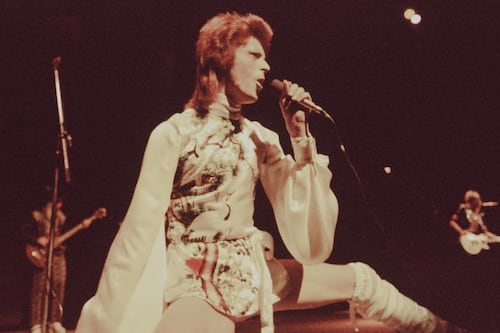 Fashion History: David Bowie and the Birth of Androgyny