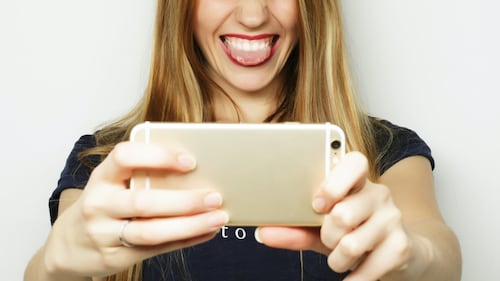 Op-Ed | Selfie-Loving Millennials Fuel Brick-and-Mortar Beauty Boom