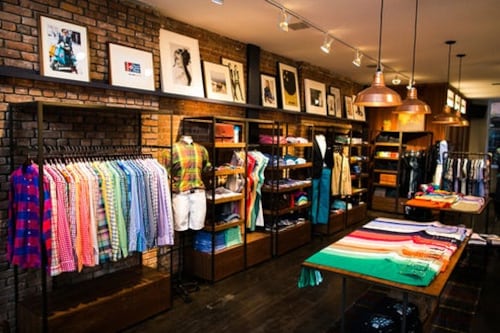 Why Ecommerce Companies Are Eyeing Brick-and-Mortar Retail