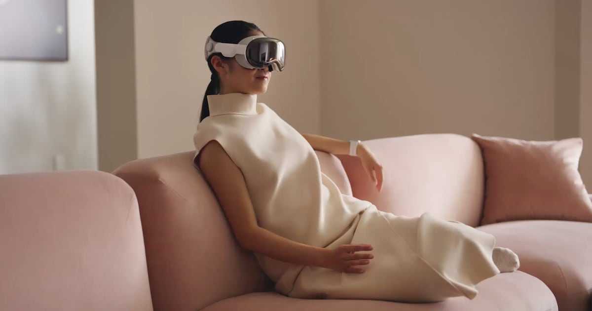 Apple Scraps Work on Mac-Connected Augmented Reality Glasses Apple Scraps Work on Mac-Connected Augmented Reality Glasses