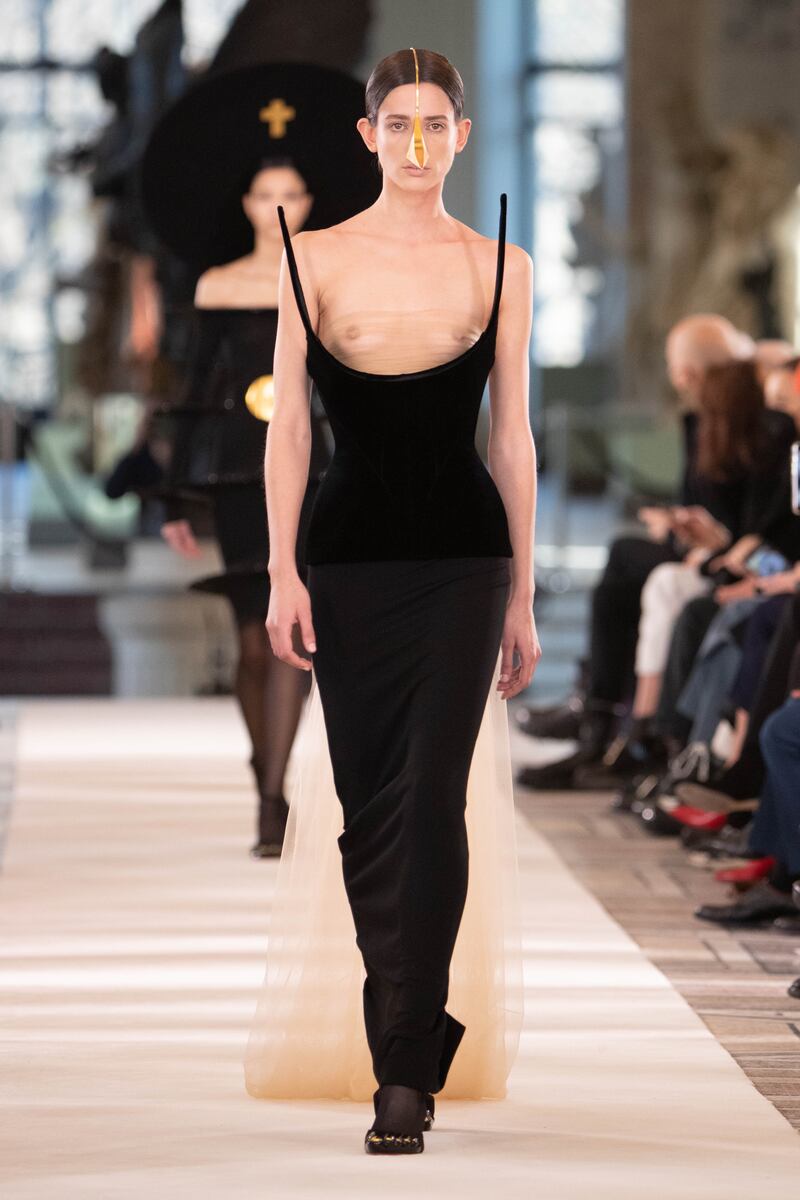 Schiaparelli Spring/Summer 2022 Haute Couture look 21.