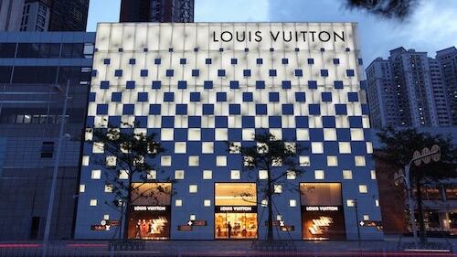 Luxury growth slows, Artful fashion, Burberry fragrance in-house, DIY platform, Oliver Peoples