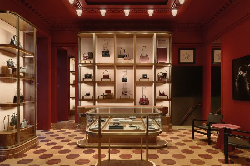 Hermès has unveiled an ultra-luxurious mega-boutique at 166 New Bond Street.