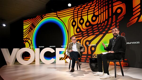 Azeem Azhar and Kenneth Cukier at VOICES 2025.