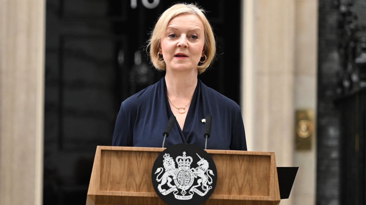 Prime Minister Liz Truss announces her resignation at 10 Downing Street on October 20, 2022 in London, England. Liz Truss has been the UK Prime Minister for just 44 days and has had a tumultuous time in office. Her mini-budget saw the GBP fall to its lowest-ever level against the dollar, increasing mortgage interest rates and deepening the cost-of-living crisis. She responded by sacking her Chancellor Kwasi Kwarteng, whose replacement announced a near total reversal of the previous policies. Yesterday saw the departure of Home Secretary Suella Braverman and a chaotic vote in the House of Commons chamber.