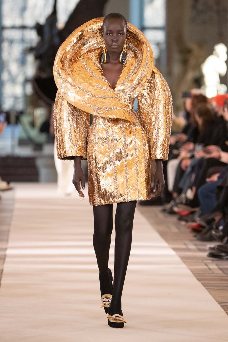 Schiaparelli Spring/Summer 2022 Haute Couture look 5.