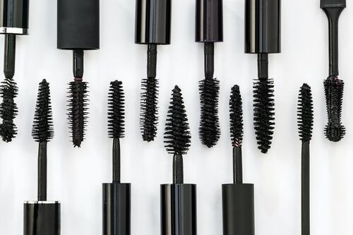 Is Mascara Losing Its Relevance?