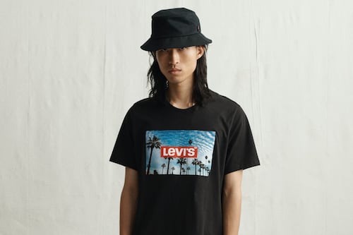 How Levi's Sells a Logo Tee a Second