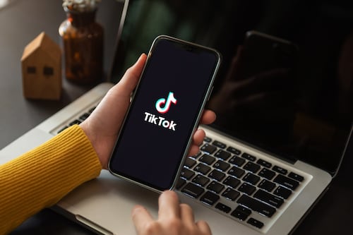 TikTok Rivals Amazon With $20 Billion Shopping Pilot