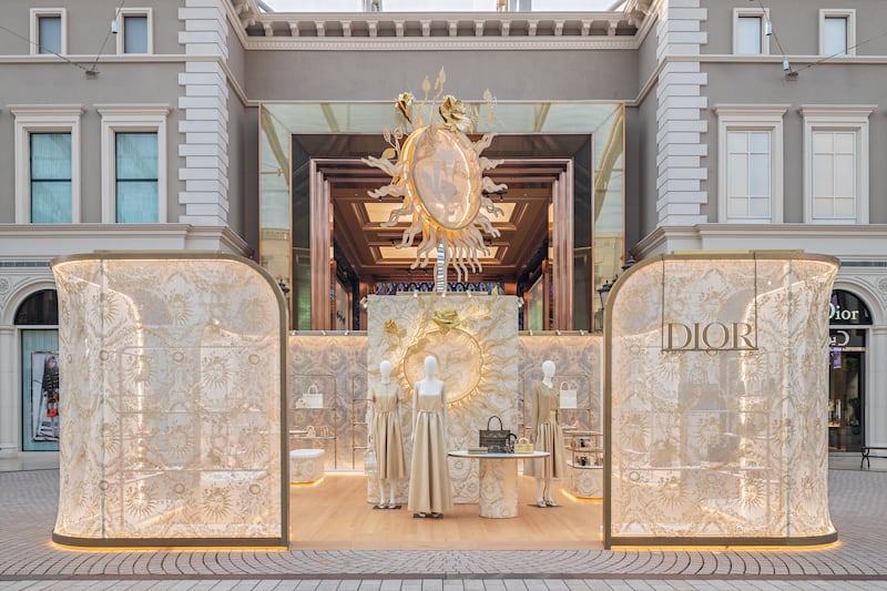 Christian Dior launched a dedicated pop-up store for the Dior Or Ramadan 
capsule at Avenues Mall in Kuwait.