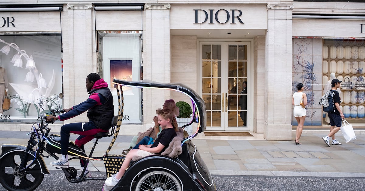 Holiday Test Looms as Luxury Brands Chase Elusive Rebound Holiday Test Looms as Luxury Brands Chase Elusive Rebound