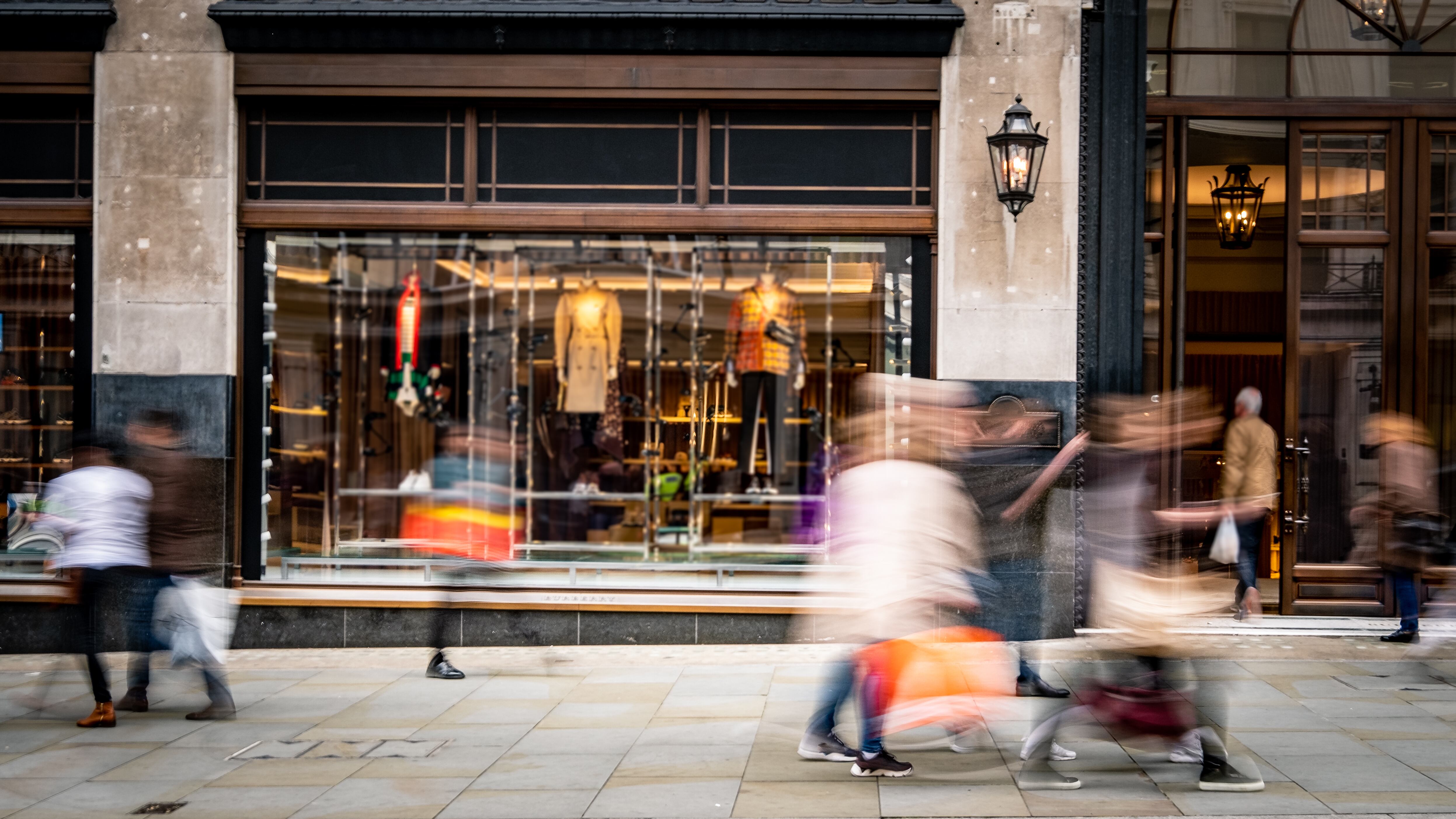 The Red-Hot Retail Real Estate Market, in 6 Charts 1 The Red-Hot Retail Real Estate Market, in 6 Charts