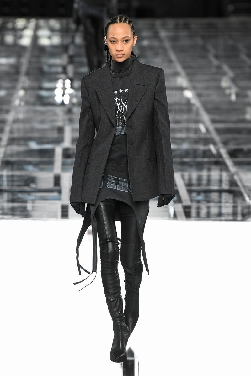 Givenchy Autumn/Winter 2022 look 1.