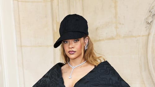 Rihanna Returns to Dior