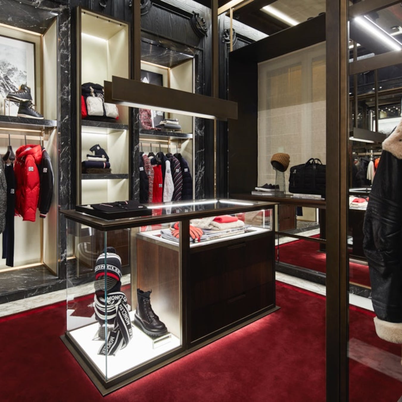Project-Moncler Florence Boutique Opening
