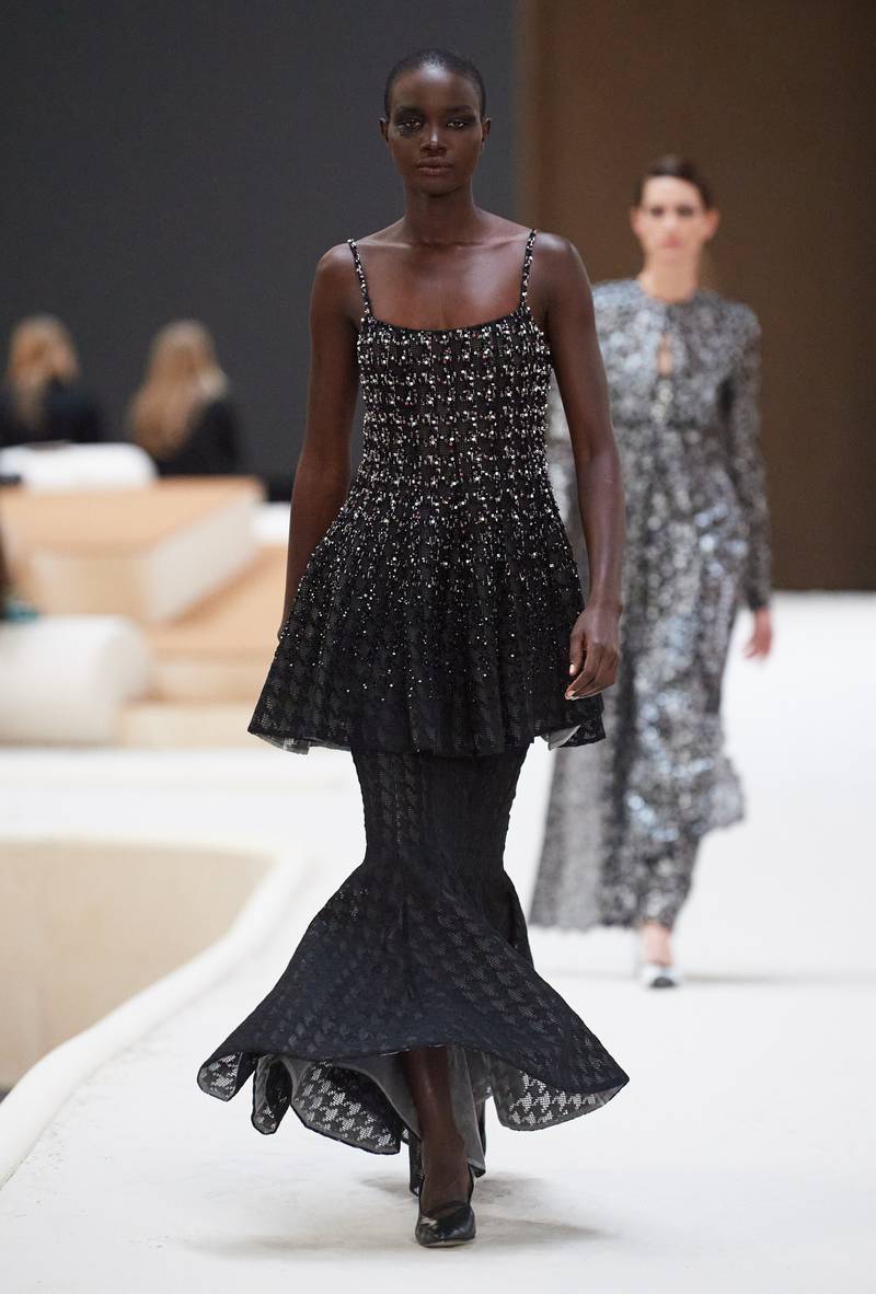Chanel Spring/Summer 2022 Haute Couture look 20.