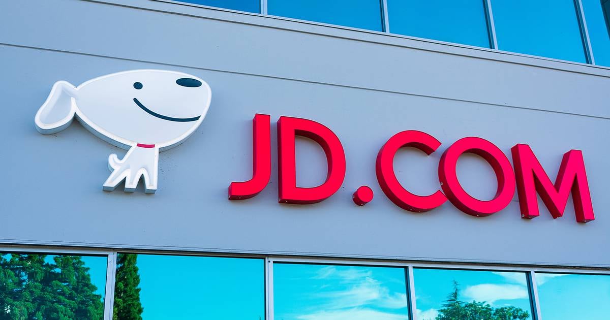 JD.com Warns Consumer Recovery Months Away